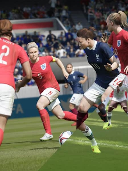 8 ways that PES 2016 is better than FIFA 16