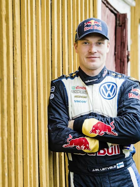 Vid o Jari Matti Latvala au rallysprint de Lathi 2001