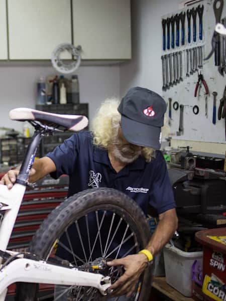 Mountain bike servicing near me top