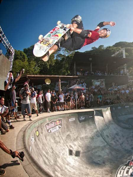 Tenis red bull skate 2025