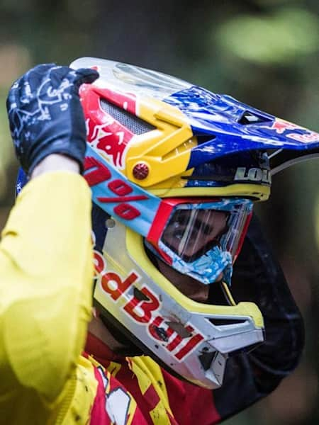 Il campione del mondo dh Loic Bruni