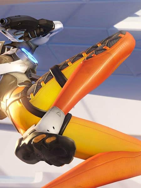 Overwatch's Tracer has a new pose