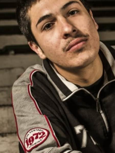 Stigma Capítulo 6 La Gallera Chile Huevos De Oro