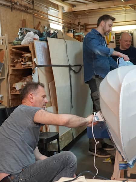 Materiał obkurcza się na ramie