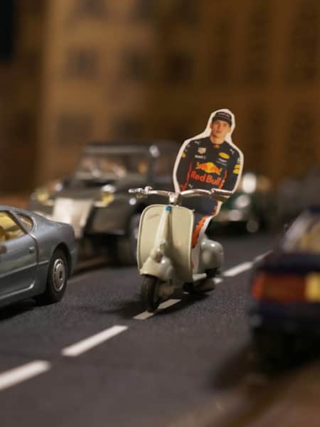 F1 モナコGPをスロットカーで再現！