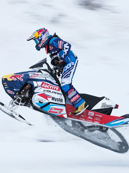 Levi LaVallee Teams Up With Wings for Life