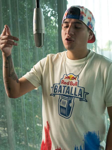 Playeras de red bull batalla de los gallos clearance