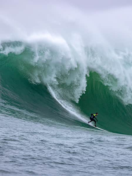 Big wave shop surf spots