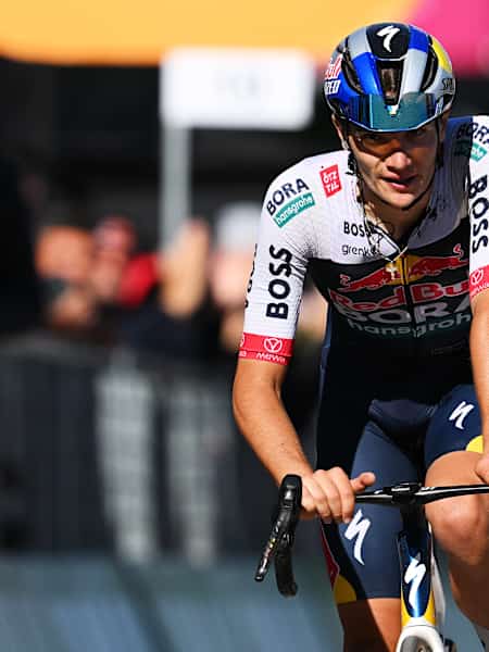 Giulio Pellizzari third on San Valentino