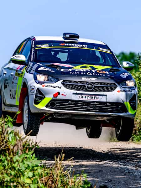 Carlberg won in Hungary and now leads in Poland