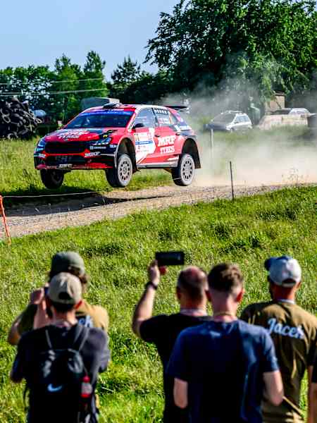 Sesks extends Rally Poland lead on Sunday 