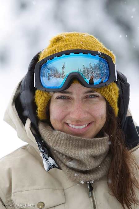 Leanne Pelosi lächelt