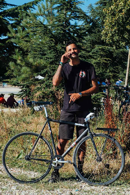 世界のメッセンジャー、バイクスナップ