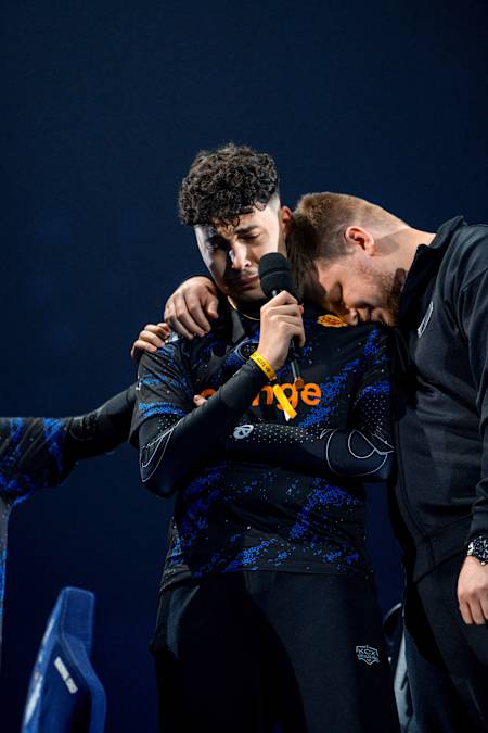 Itachi en larmes après son dernier match