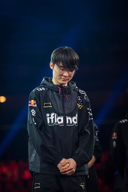 Faker на сцене  Red Bull League of Its Own в Берлине