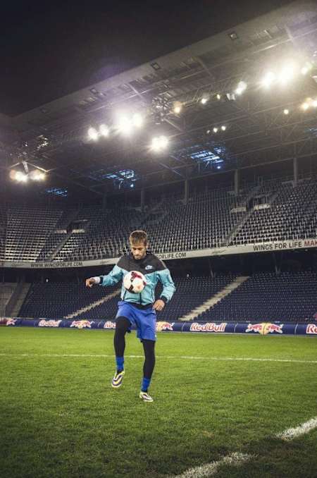 Neymar Jr. demuestra que es un crack