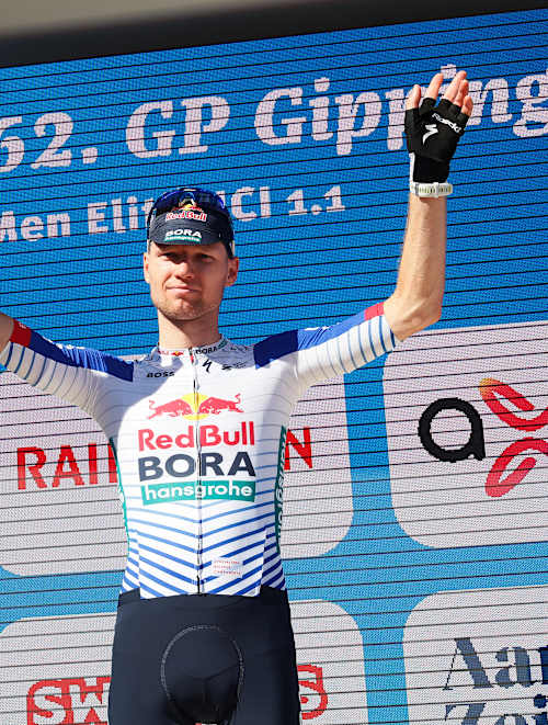 Aleks Vlasov takes second at GP Gippingen