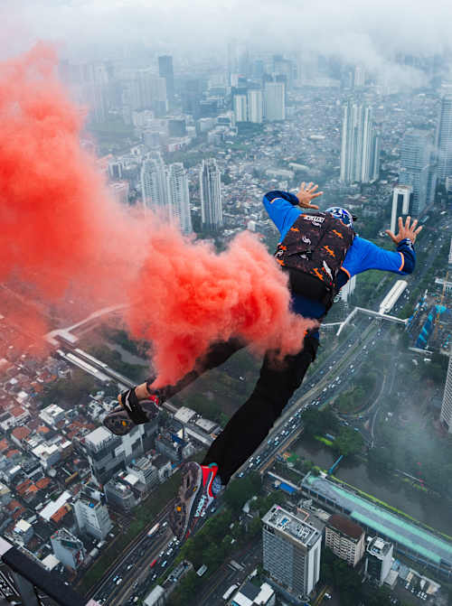 Frederic Fugen Jumping Off the Tallest Building in the Southern Hemisphere