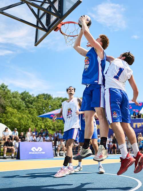 Національний фінал Red Bull Half Court 2024 у Києві, Україна. 