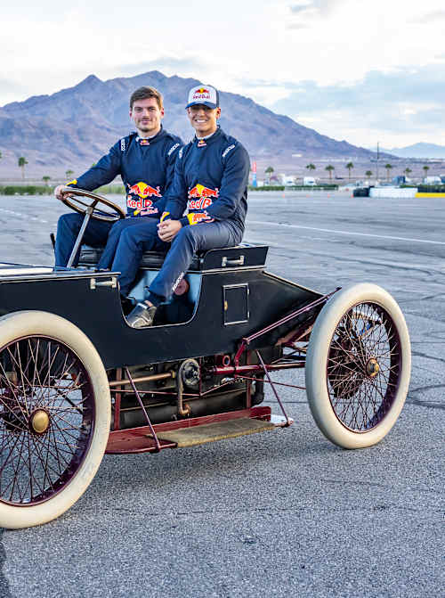 Max Verstappen i Arvid Lindblad u Ford Sweepstakesu