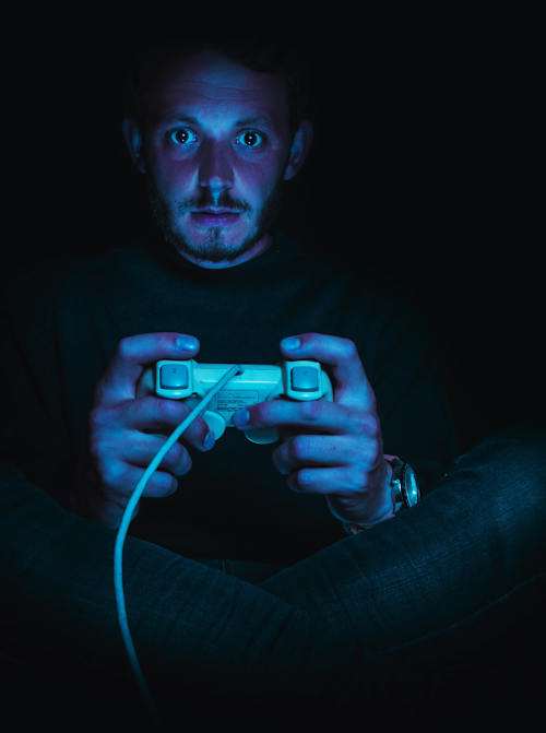 Why We Love Being Scared in Video Games: The Psychology Behind Horror Games