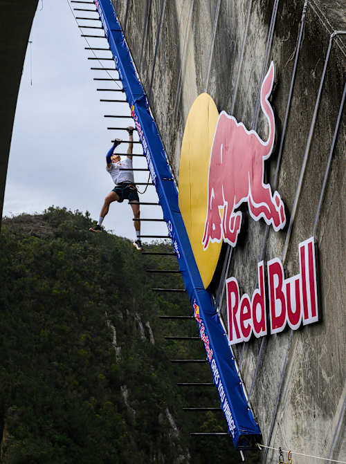 Thomas van Tonder seen during the Red Bull Bridge Bars at Bloukrans Bridge in South Africa  on October 26, 2026.