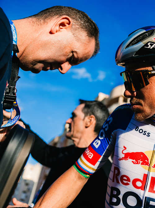 Remco Evenepoel, de l'équipe Red Bull – BORA – hansgrohe, lors de la 1re étape (Segorbe – Torreblanca) de la 77e édition de la Volta Comunitat Valenciana, à Valence, en Espagne, le 4 février 2026.