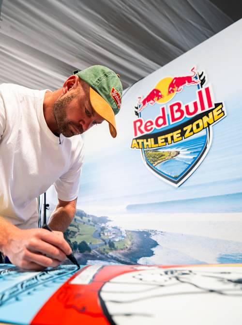 SAM MATHERS WSL ATHLETE ZONE