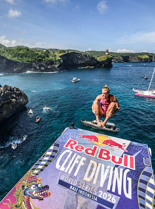 Rhiannan Iffland of Australia dives from the 22-metre platform