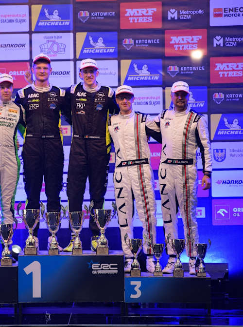 Podium joy for Heindrichs (third from right)