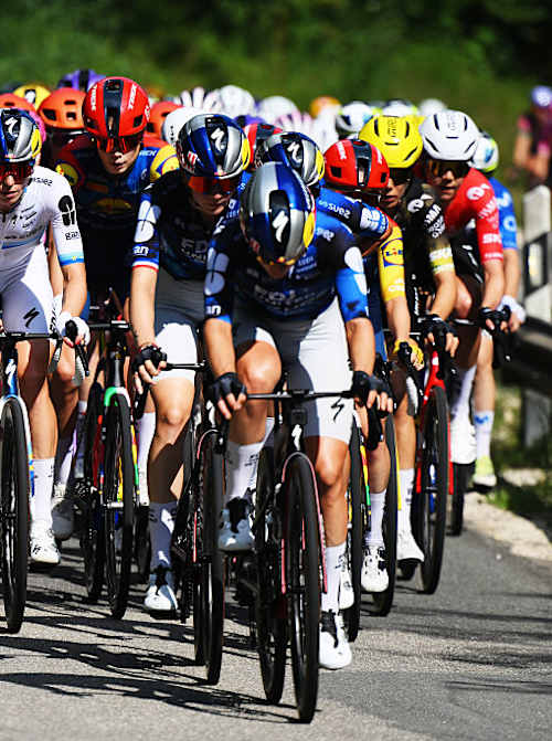 Lorena Wiebes und Demi Vollering treten bei der 5. Tour de France Femmes 2026, Etappe 1, gegeneinander an.
