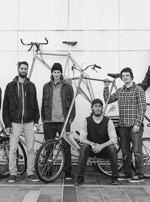 AP-1S67676BW1W11-headerMedia