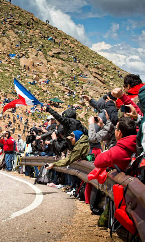Peugeot 208 T16 Pikes Peak Loeb