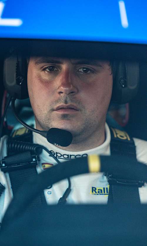 Efrén Llarena will combine driving and team management in 2025