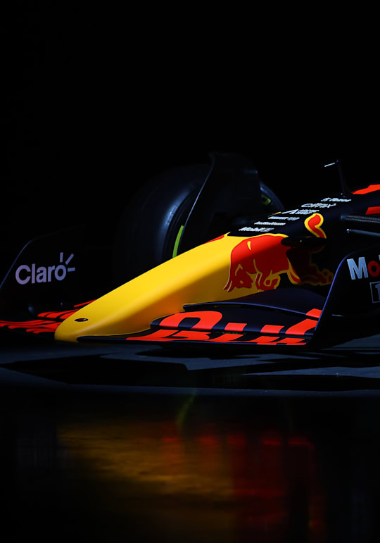 First Look At The Rb18