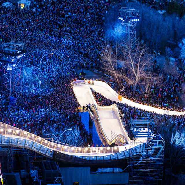 AP-1TZ5UWHPH1W11-headerMedia