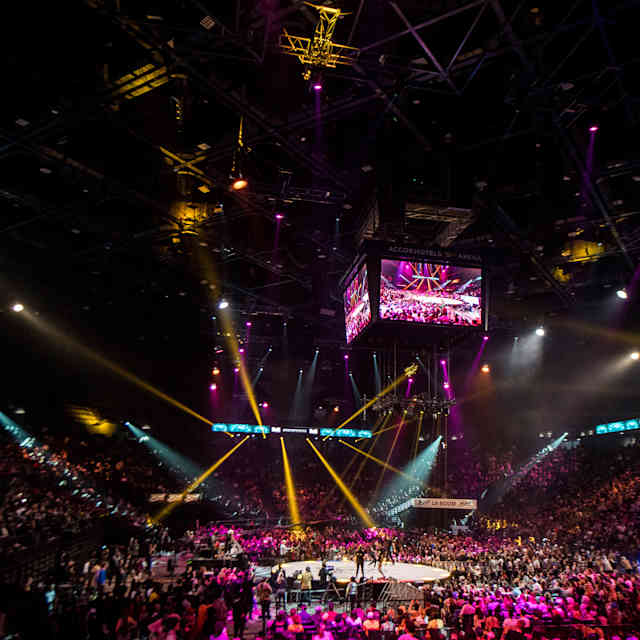 AP-1TQT8D8D92111-headerMedia