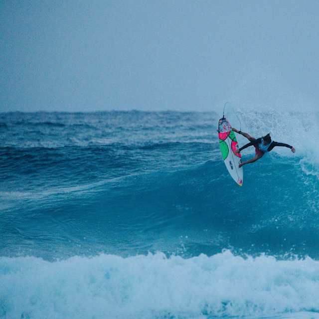 AP-1Z8VZNBAH1W11-headerMedia