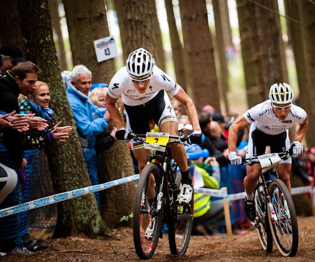 Review Video: Sprint finish for Schurter