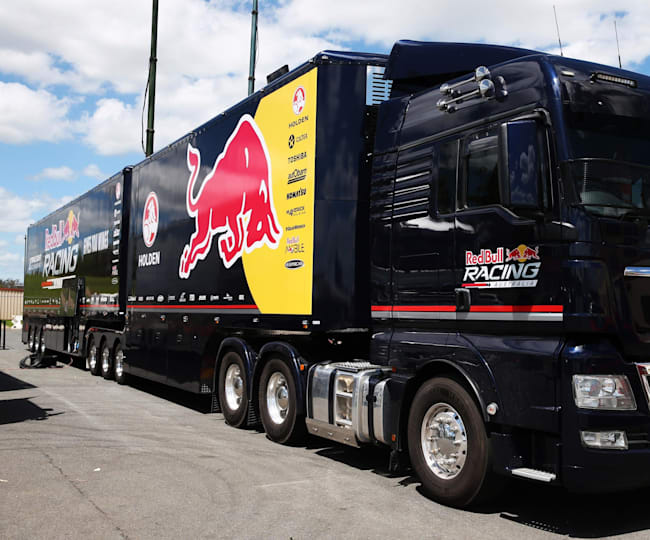 Dans Les Coulisses Du Rbra Truck Tour