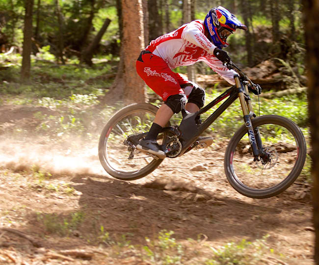 aaron gwin specialized