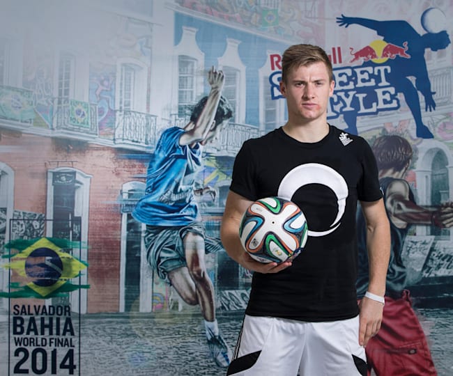 Andrew henderson football freestyle Clearance