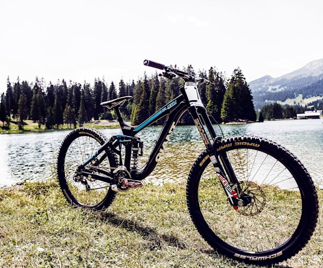 Bicicleta giant downhill Clearance