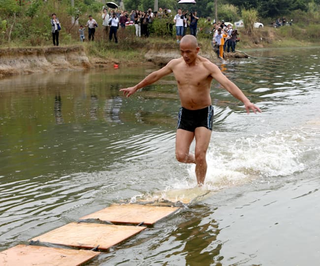 輕功水上漂