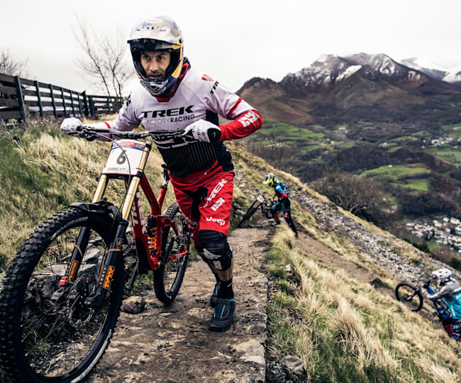 downhill rider