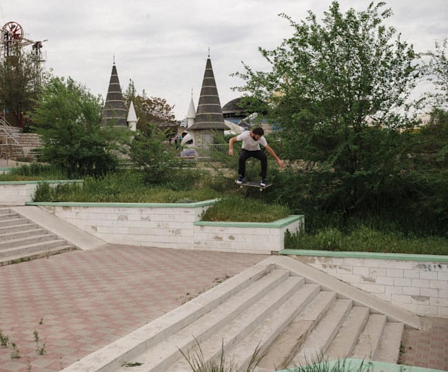 kazakhstan skate tour gallery 2 red