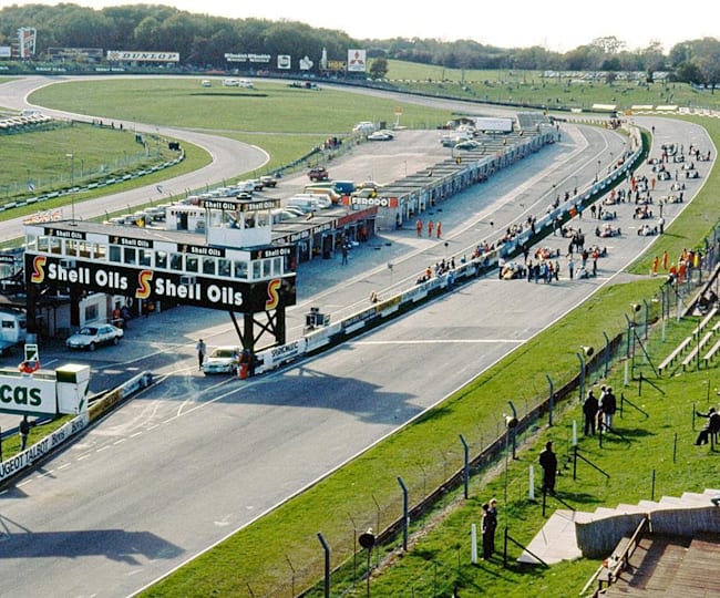 Brands Hatch Circuit Guide And History Red Bull