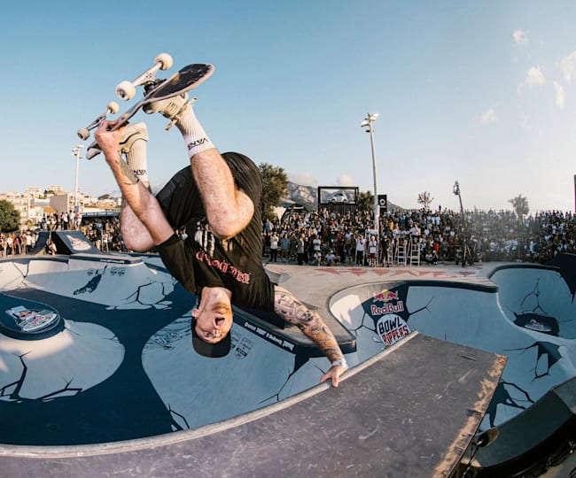 次世代トランジションキラーの最先鋒 クリス ラッセル レッドブル スケートボード