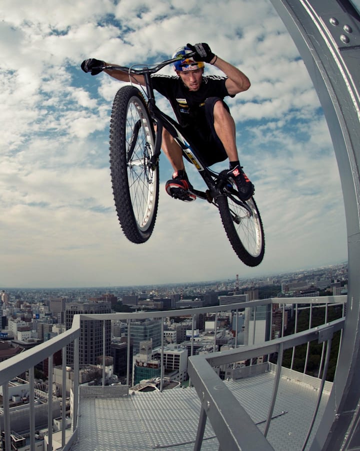 Kenny belaey red bull store