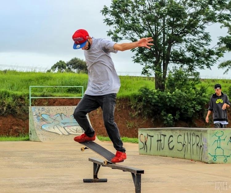 Best clothes for skating Clearance